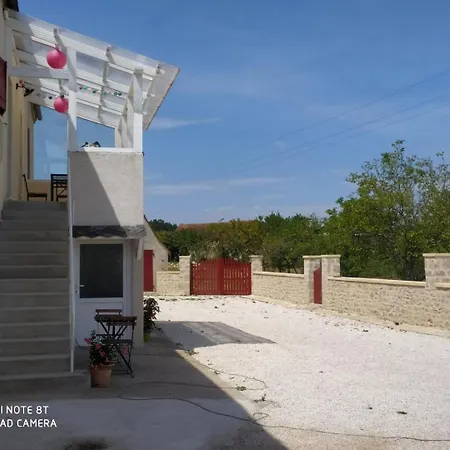 La Maison De Pierre * Saint-Rabier